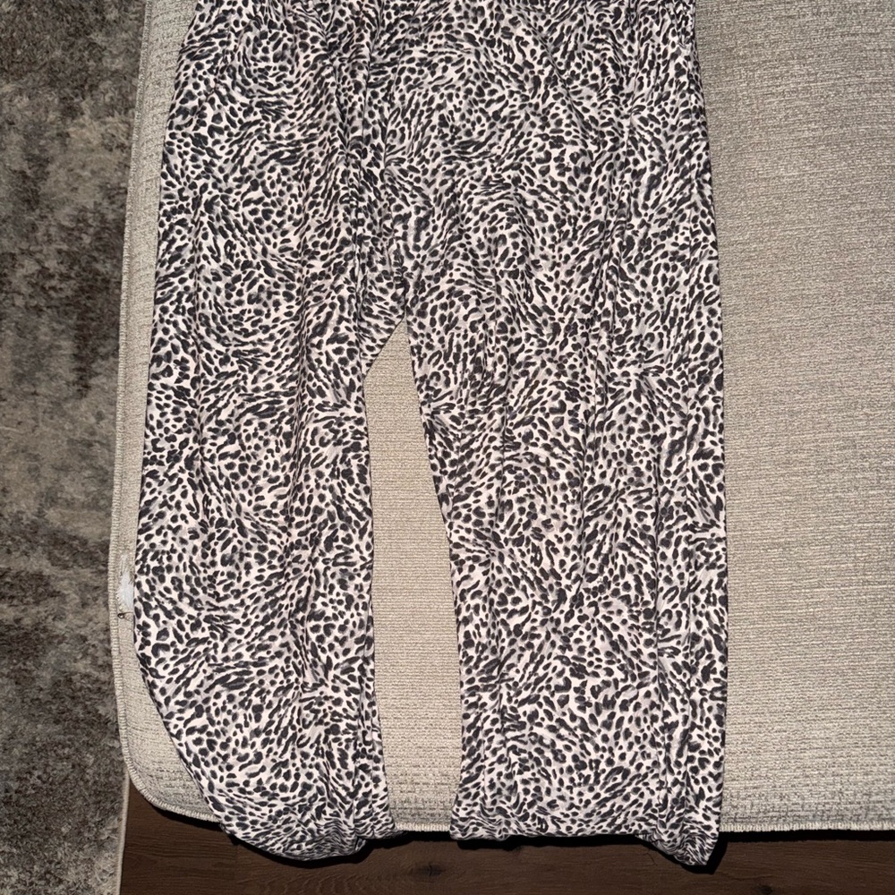 Marilyn Monroe Gray and Black Animal Print Fabric